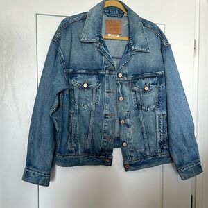 Levi’s 90s Trucker Denim Jacket
